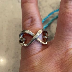 Tiffany & Co ‘Double Heart’ ring